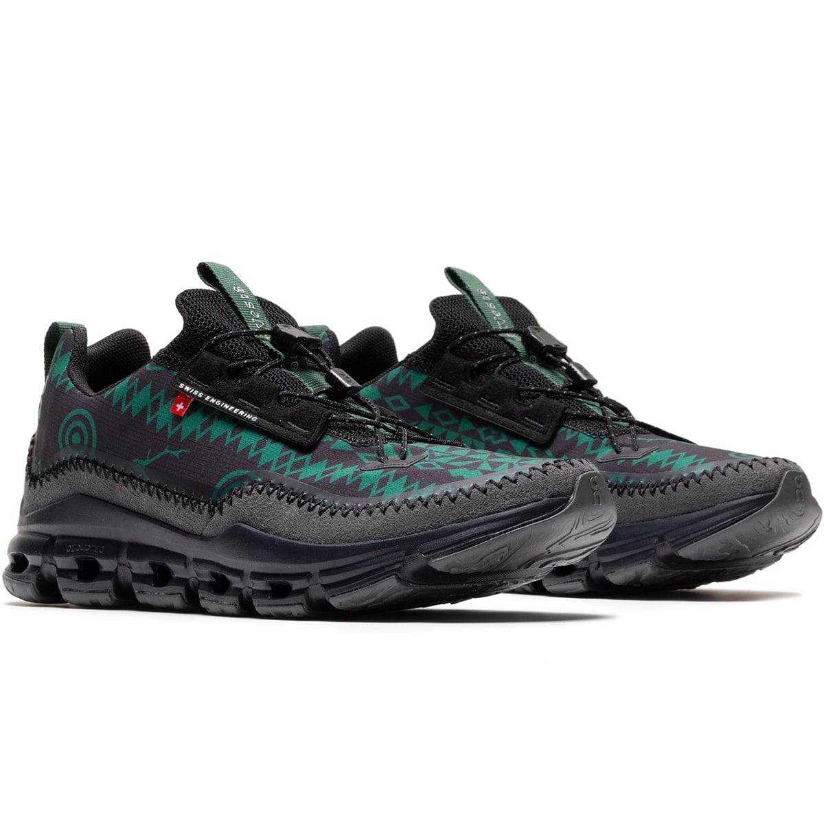 X SOUTH2 WEST8 CLOUDAWAY BLACK/EVERGREEN | Bodega