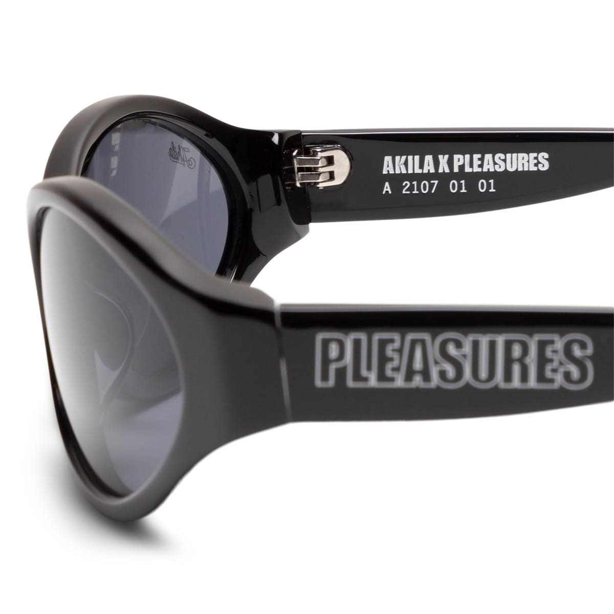 Pleasures Eyewear BLACK / O/S REFLEX SUNGLASSES