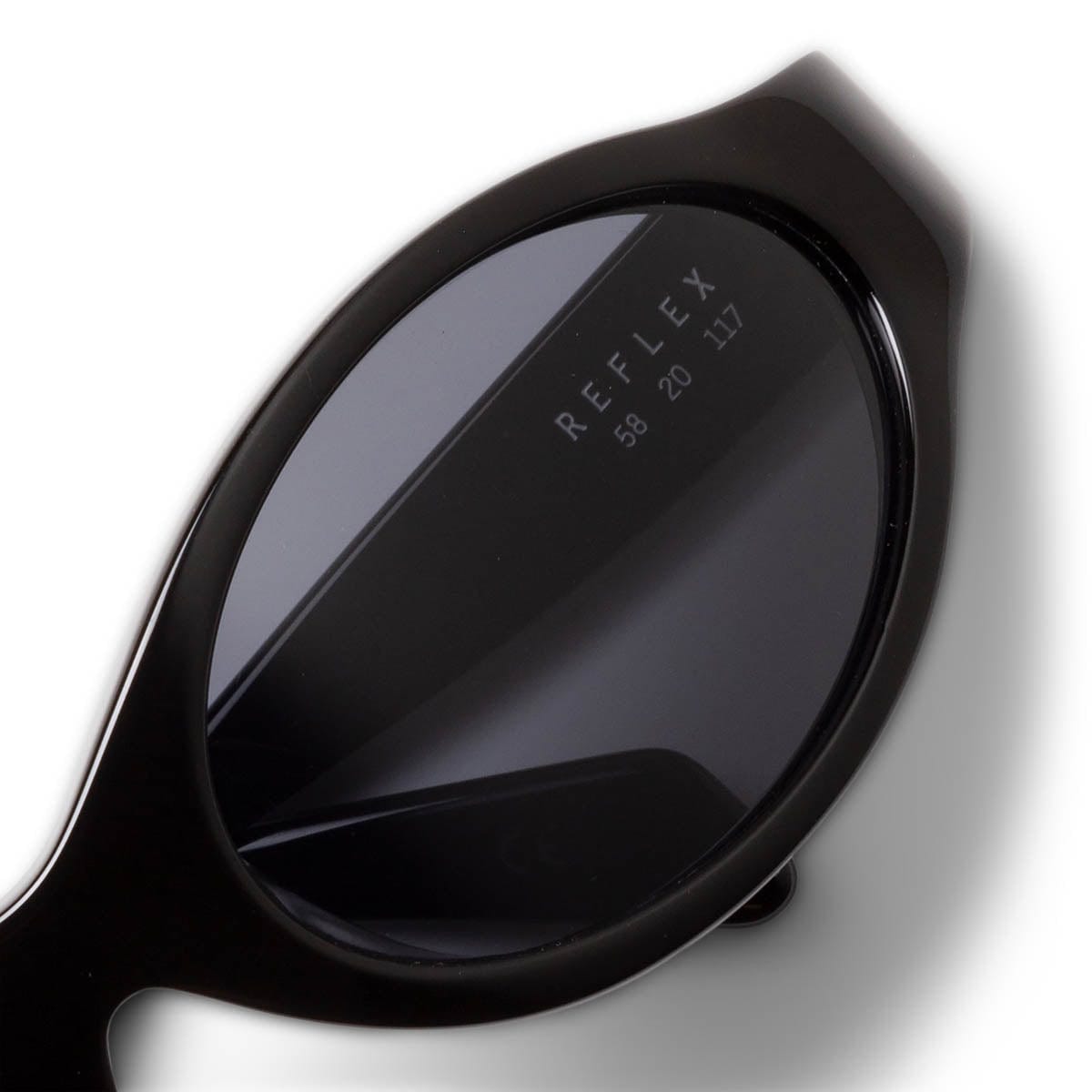 Pleasures Eyewear BLACK / O/S REFLEX SUNGLASSES