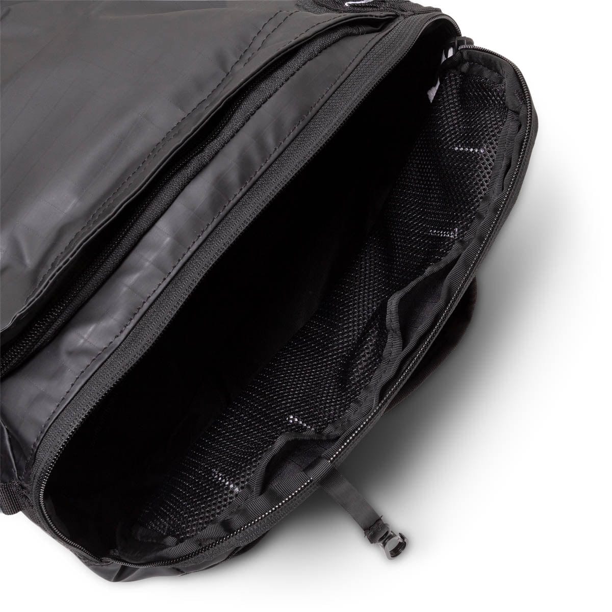 The North Face Bags TNF BLACK/TNF WHITE / 32L BASE CAMP VOYAGER DUFFEL - 32L