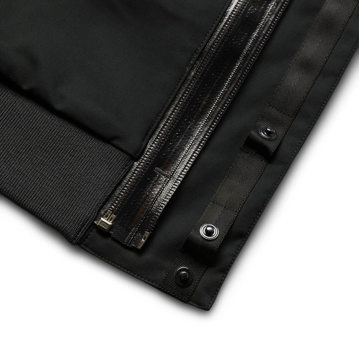 J111TS-CH BLACK | Bodega
