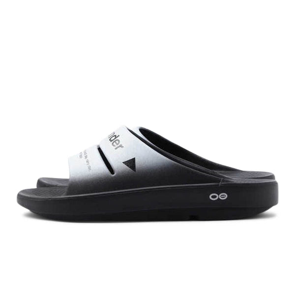 X OOFOS AHH RECOVERY SANDLE BLACK/WHITE | GmarShops