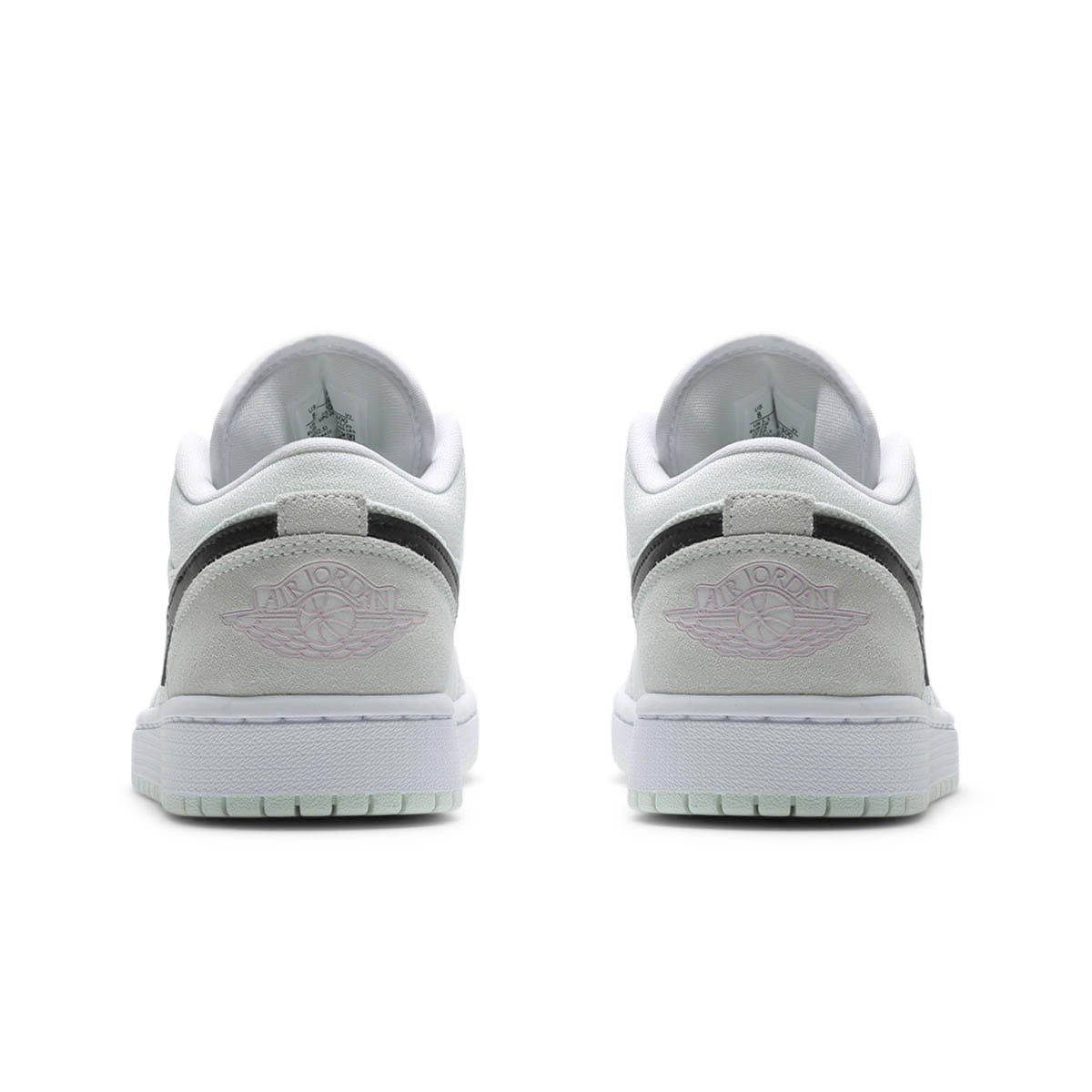 Air Jordan Athletic WOMEN'S AIR JORDAN 1 LOW SE