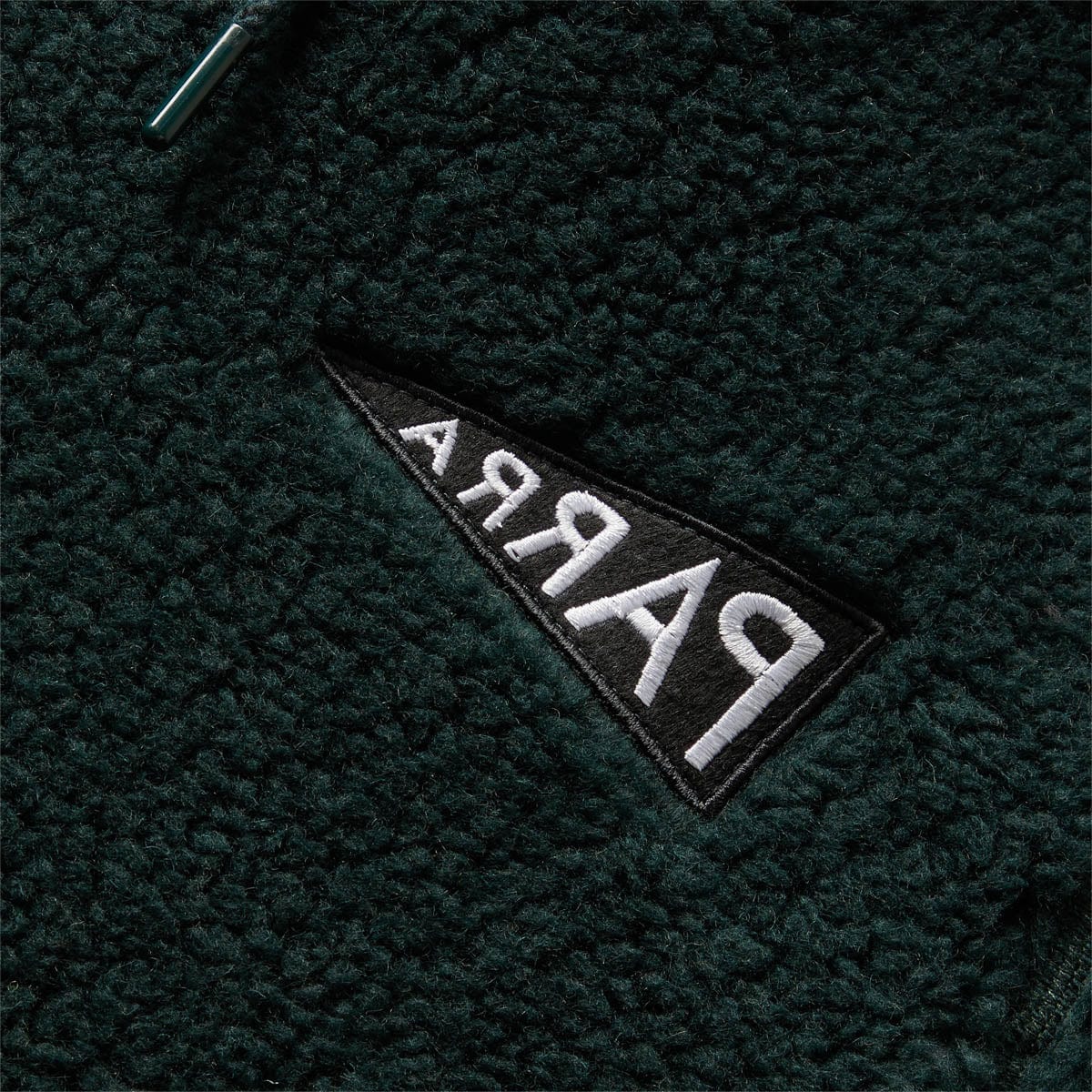 By Parra Outerwear MIRRORED FLAG LOGO POLAR FLEECE HOODED PULLOVER