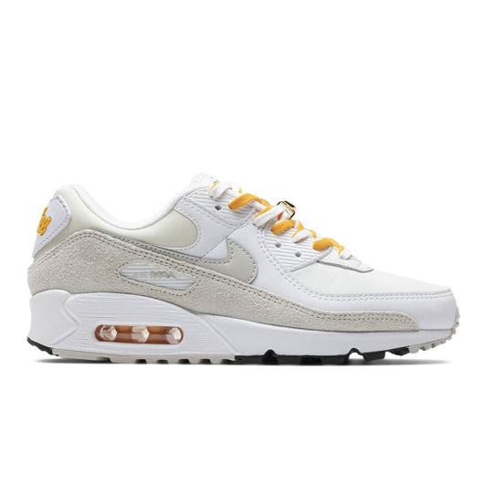 Nike Athletic WOMEN'S AIR MAX 90 SE