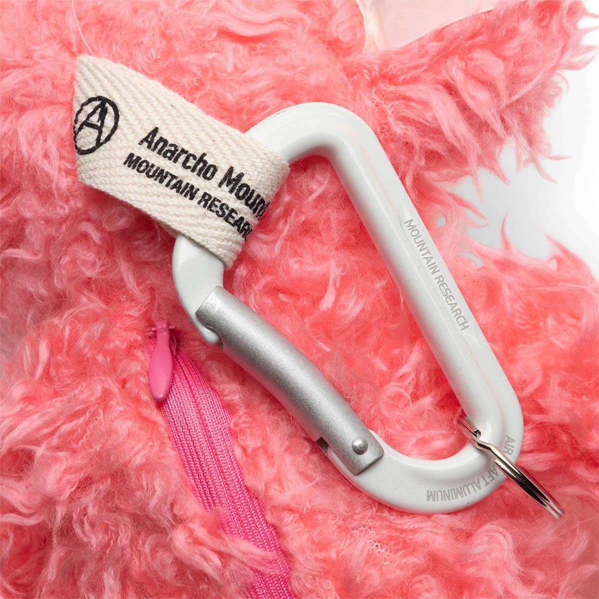Mountain Research Odds & Ends PINK / O/S MIC. BEAR