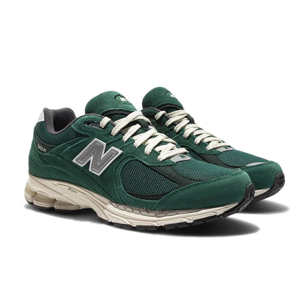 New Balance legends bumbag in off nightwatch green