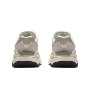 New Balance Athletic WOMEN'S W5740LT1