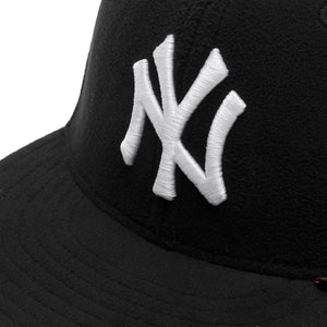 New York Yankees Polartec Black 59Fifty Fitted Hat by MLB x New Era