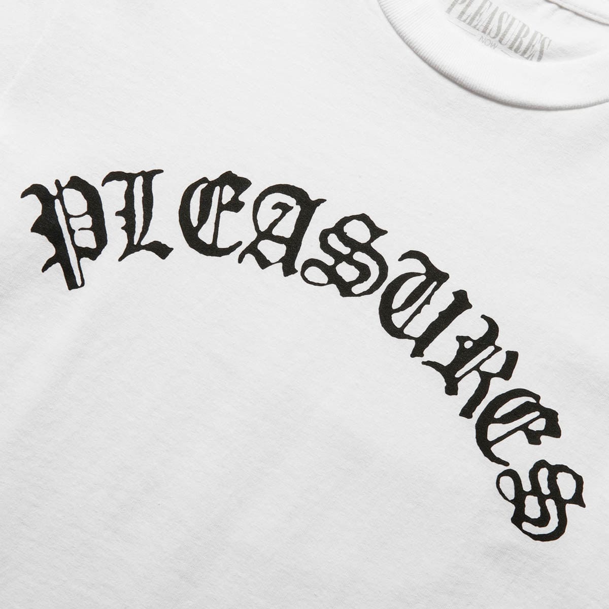 Pleasures T-Shirts OLD E LOGO T-SHIRT