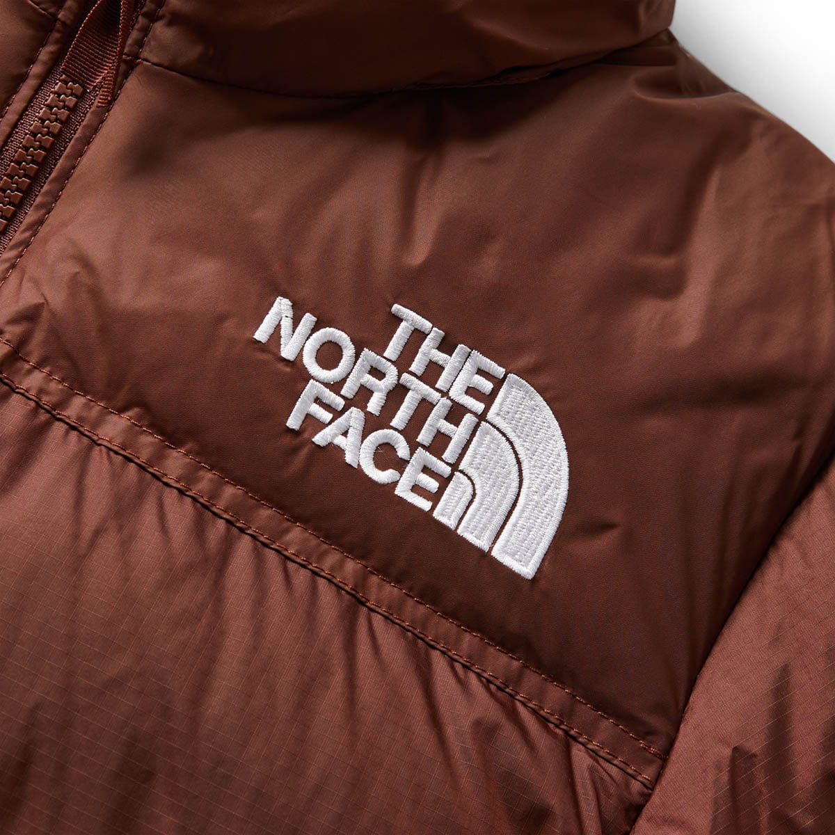 The North Face Womens WOMEN'S NUPTSE SHORT JACKET