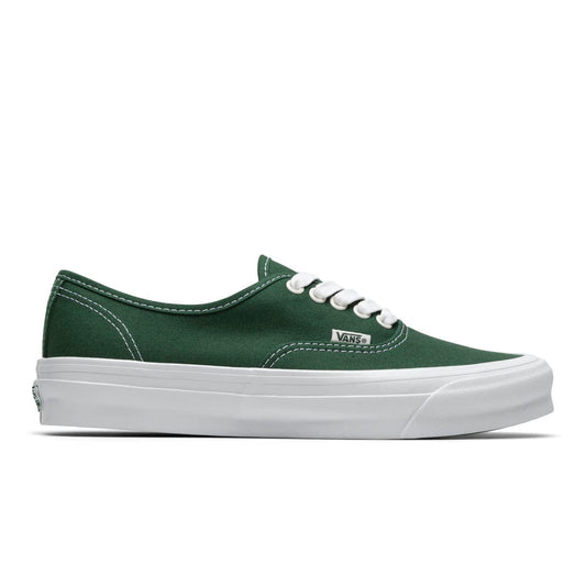 Vault by Vans Casual X MOPQ OG AUTHENTIC LX