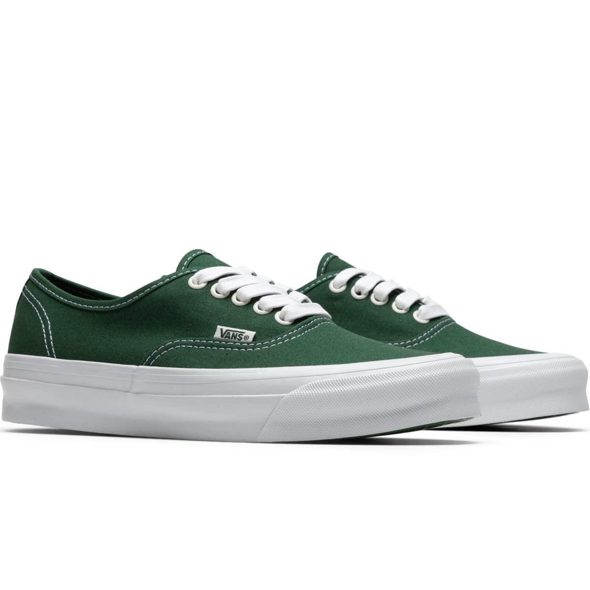 Vault by Vans Casual X MOPQ OG AUTHENTIC LX